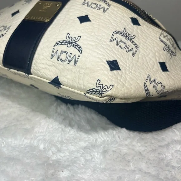 ❌❌SOLD❌❌AUTH MCM Bum Bag Waist Pouch blue and off white - Picture 7 of 12